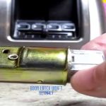 Kwikset door latch won't retract