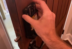 Kwikset Aura Smart Lock Buying guide